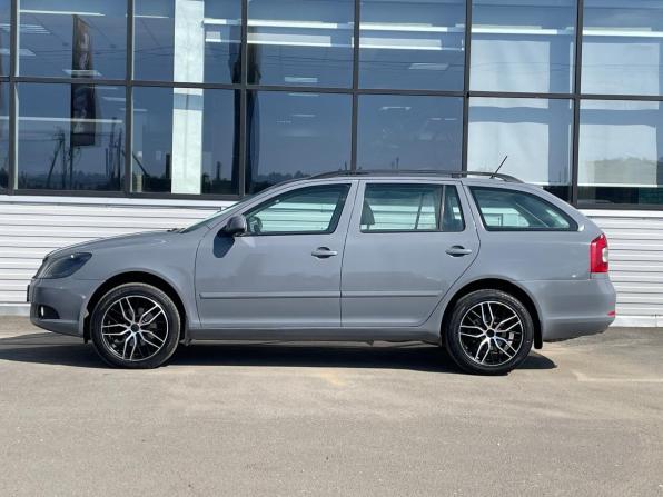 Skoda Octavia II (A5) Рестайлинг с пробегом 2012 года, цена 749 000 рублей, 227500 км, универсал, Автокод Объявления