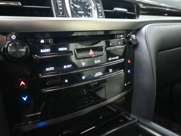 Lexus LX III Рестайлинг 2 с пробегом 2017 года, цена 6 999 900 рублей, 149005 км, внедорожник, Автокод Объявления