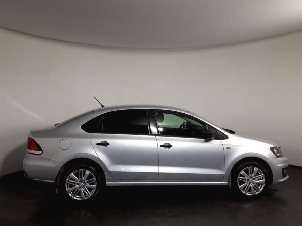 Volkswagen Polo V Рестайлинг с пробегом 2016 года, цена 790 000 рублей, 187000 км, седан, Автокод Объявления