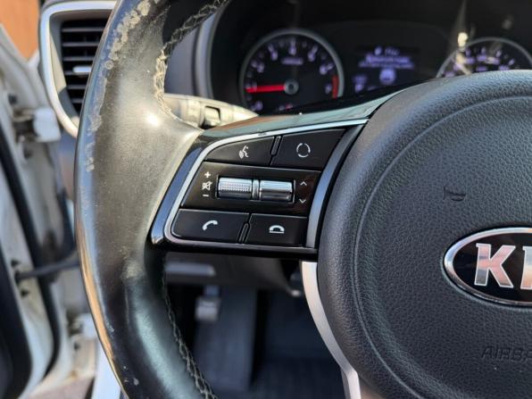 Kia Sportage IV Рестайлинг с пробегом 2019 года, цена 1 890 000 рублей, 251182 км, внедорожник, Автокод Объявления
