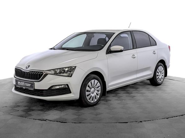 Skoda Rapid II с пробегом 2022 года, цена 1 600 000 рублей, 93487 км, лифтбек, Автокод Объявления