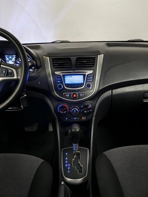 Hyundai Solaris I Москва  - изображение 12