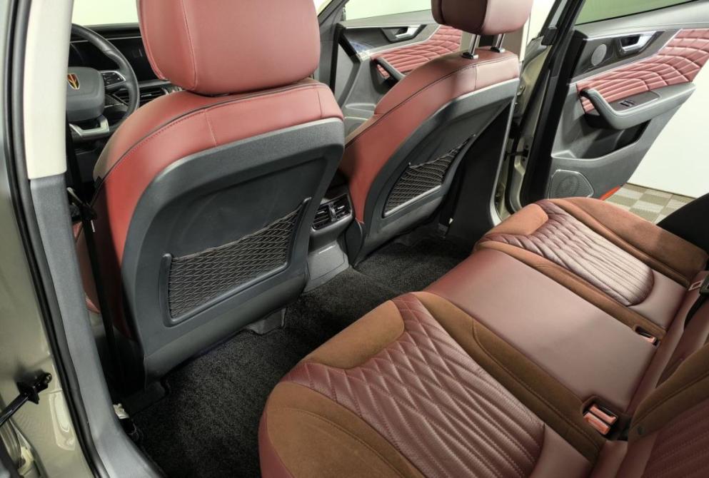Hongqi HS5 I Нижний Новгород  - изображение 11