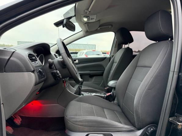 Ford Focus II Рестайлинг с пробегом 2009 года, цена 495 000 рублей, 253000 км, хэтчбек, Автокод Объявления