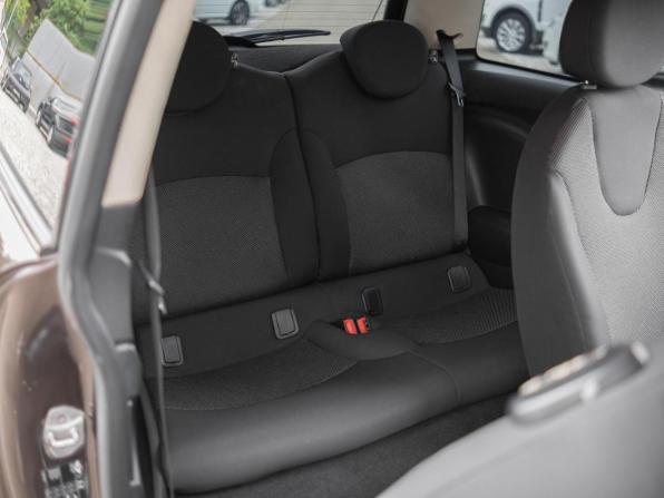 Mini Hatch II (R56) с пробегом 2010 года, цена 749 000 рублей, 192284 км, хэтчбек, Автокод Объявления