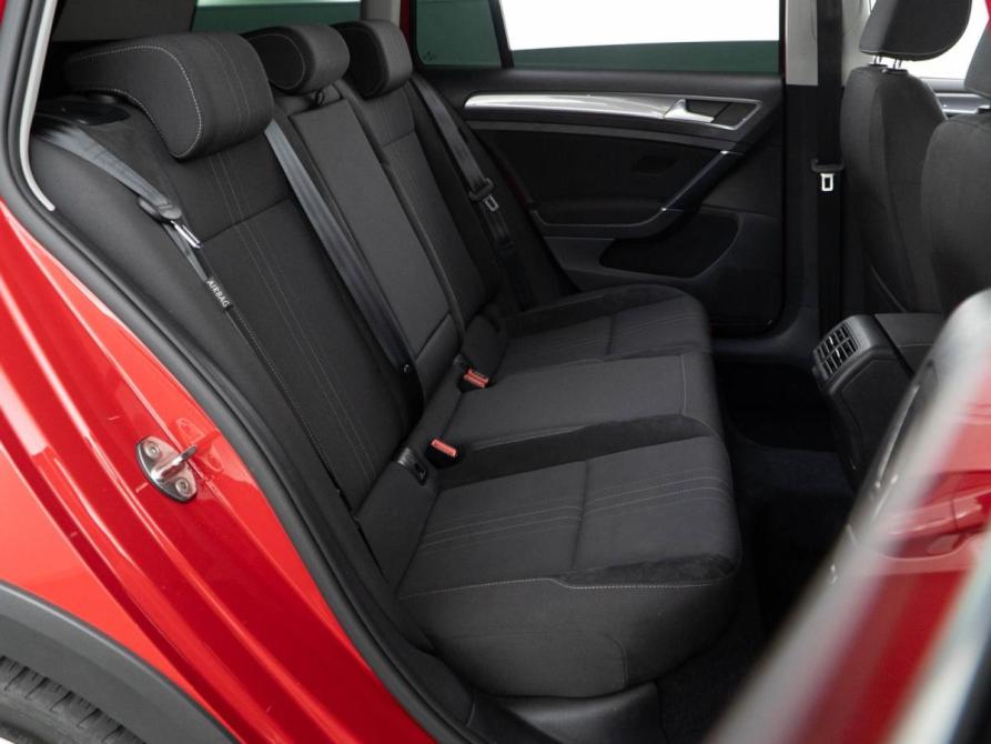 Volkswagen Golf VII Рестайлинг Москва  - изображение 9