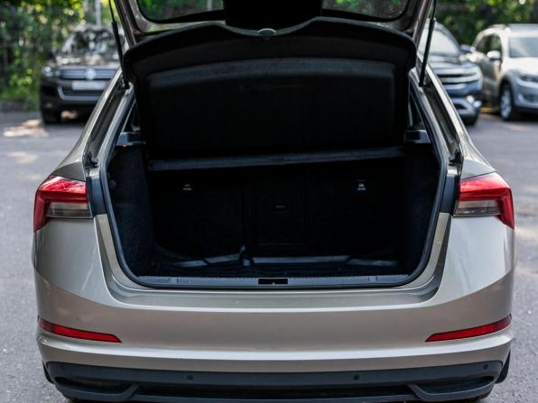 Skoda Rapid II с пробегом 2022 года, цена 1 685 000 рублей, 86532 км, лифтбек, Автокод Объявления