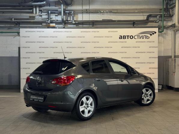 Opel Astra J с пробегом 2012 года, цена 599 000 рублей, 178000 км, хэтчбек, Автокод Объявления