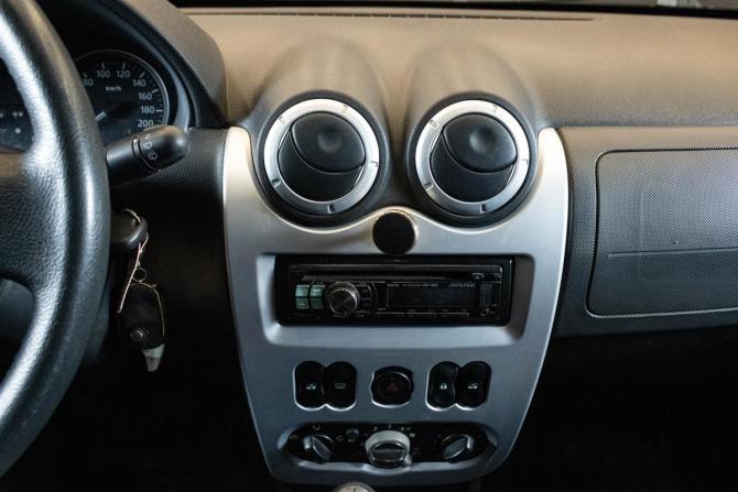 Renault Sandero I с пробегом 2011 года, цена 690 000 рублей, 84349 км, хэтчбек, Автокод Объявления