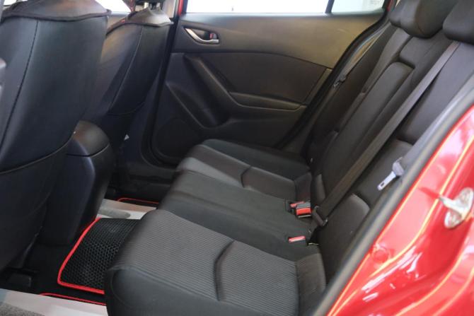 Mazda Axela III с пробегом 2014 года, цена 1 349 000 рублей, 96000 км, седан, Автокод Объявления