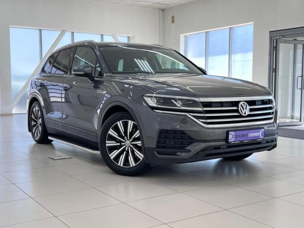 Volkswagen Touareg III с пробегом 2018 года, цена 3 565 000 рублей, 216880 км, внедорожник, Автокод Объявления