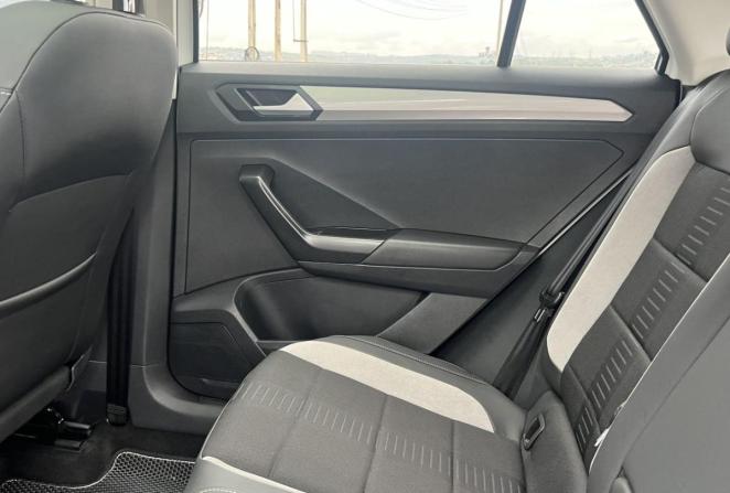 Volkswagen T-Roc I (China Market) с пробегом 2022 года, цена 1 990 000 рублей, 28864 км, внедорожник, Автокод Объявления