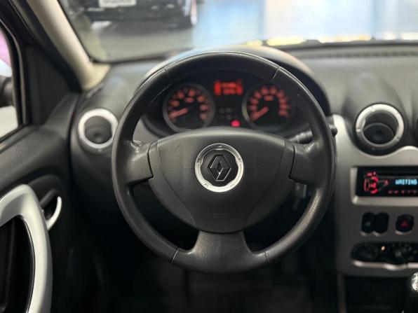 Renault Sandero I с пробегом 2013 года, цена 650 000 рублей, 155000 км, хэтчбек, Автокод Объявления
