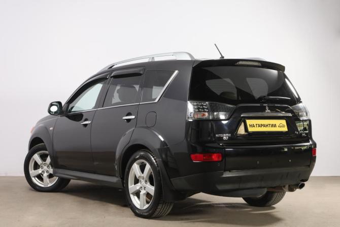 Mitsubishi Outlander II с пробегом 2008 года, цена 999 000 рублей, 205000 км, внедорожник, Автокод Объявления