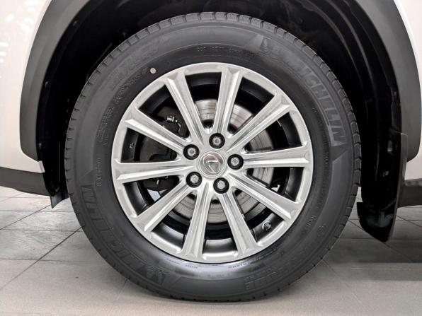 Lexus NX I с пробегом 2015 года, цена 2 490 000 рублей, 92726 км, внедорожник, Автокод Объявления