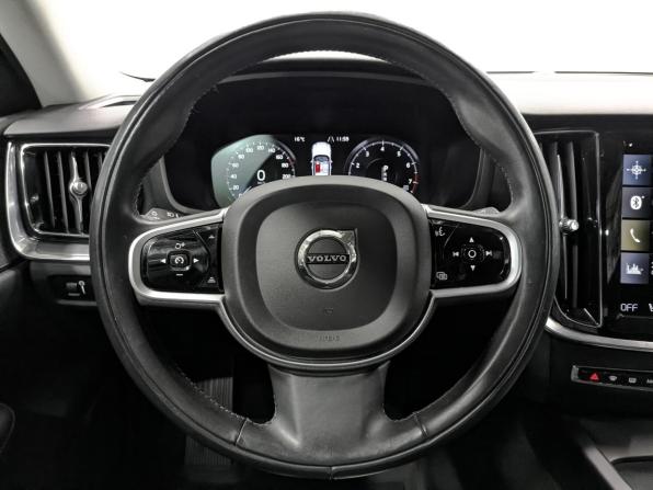 Volvo V60 Cross Country II с пробегом 2021 года, цена 4 165 000 рублей, 49003 км, универсал, Автокод Объявления
