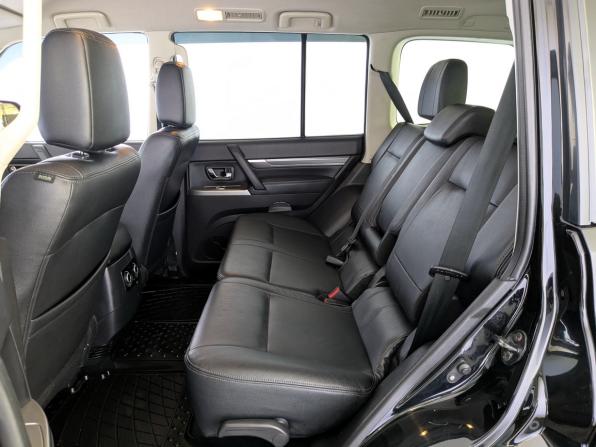 Mitsubishi Pajero IV Рестайлинг 2 с пробегом 2014 года, цена 2 300 000 рублей, 150492 км, внедорожник, Автокод Объявления