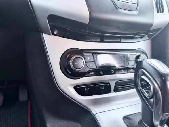Ford Focus III с пробегом 2013 года, цена 660 000 рублей, 240000 км, хэтчбек, Автокод Объявления