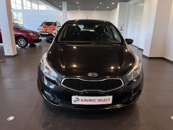 Kia Ceed II с пробегом 2014 года, цена 1 050 000 рублей, 138873 км, хэтчбек, Автокод Объявления