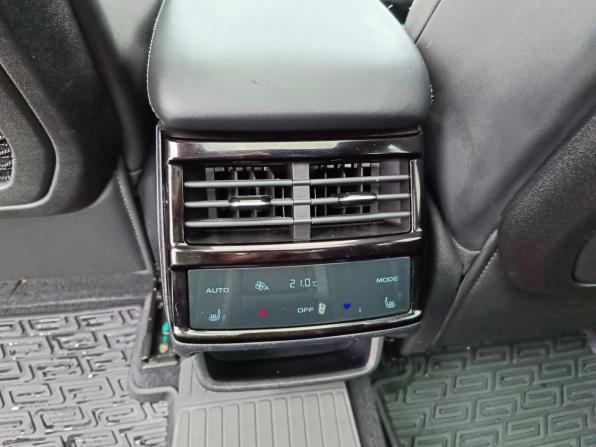 Geely Monjaro I с пробегом 2023 года, цена 2 649 995 рублей, 127255 км, внедорожник, Автокод Объявления