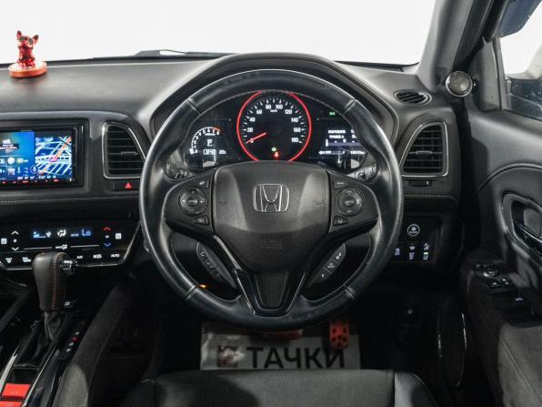 Honda Vezel I с пробегом 2017 года, цена 1 600 000 рублей, 130174 км, внедорожник, Автокод Объявления