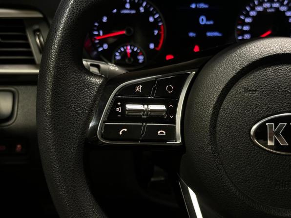 Kia Optima IV Рестайлинг с пробегом 2019 года, цена 1 735 000 рублей, 90297 км, седан, Автокод Объявления