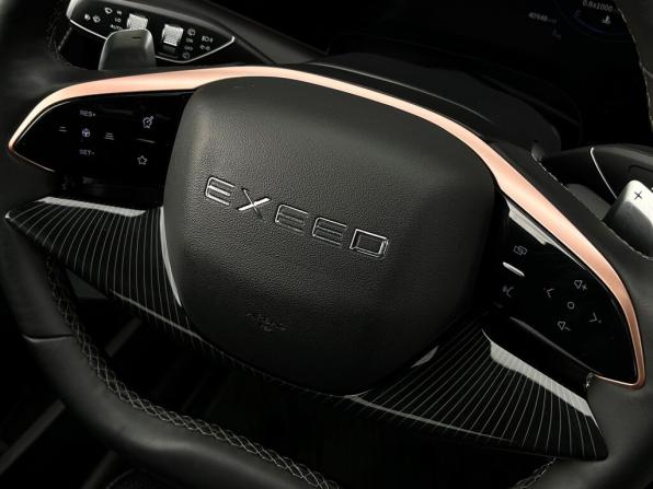 Exeed VX I Рестайлинг с пробегом 2023 года, цена 3 395 700 рублей, 40948 км, внедорожник, Автокод Объявления