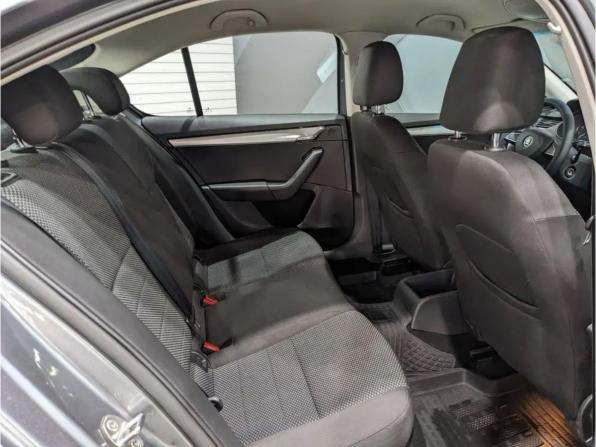 Skoda Octavia III (A7) с пробегом 2014 года, цена 1 215 000 рублей, 220000 км, лифтбек, Автокод Объявления
