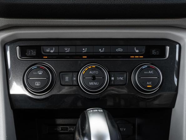 Volkswagen Tiguan II с пробегом 2018 года, цена 2 730 000 рублей, 117041 км, внедорожник, Автокод Объявления