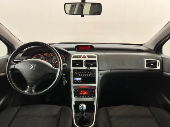 Peugeot 307 I Рестайлинг с пробегом 2007 года, цена 370 000 рублей, 218582 км, хэтчбек, Автокод Объявления