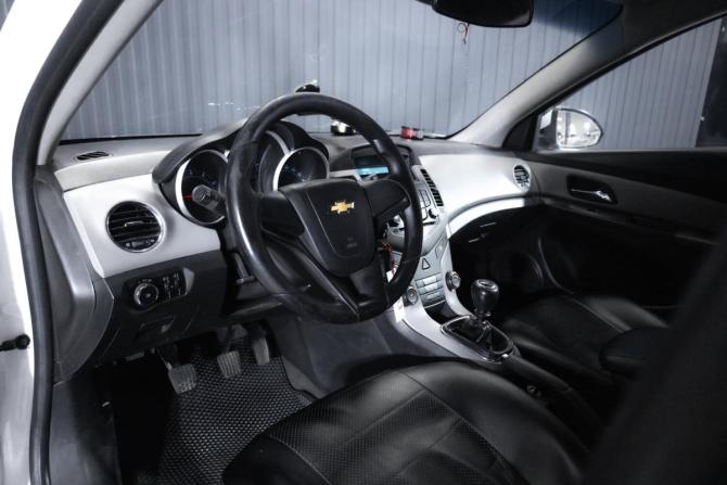Chevrolet Cruze I Рестайлинг с пробегом 2012 года, цена 480 000 рублей, 350527 км, хэтчбек, Автокод Объявления