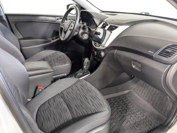 Hyundai Solaris I Рестайлинг с пробегом 2015 года, цена 1 274 900 рублей, 120000 км, хэтчбек, Автокод Объявления