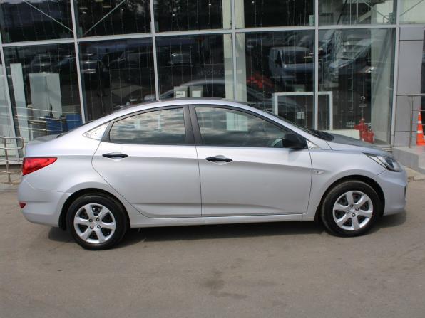 Hyundai Solaris I с пробегом 2013 года, цена 705 000 рублей, 182605 км, седан, Автокод Объявления