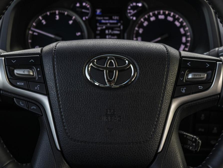 Toyota Land Cruiser Prado 150 Series Рестайлинг 3 Москва  - изображение 10