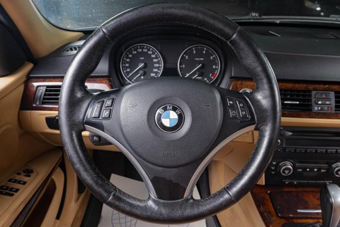 BMW 3 серии V (E90/E91/E92/E93) Рестайлинг с пробегом 2008 года, цена 1 039 000 рублей, 166000 км, седан, Автокод Объявления