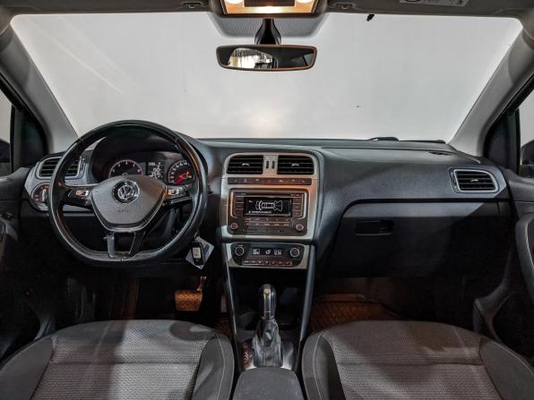 Volkswagen Polo V Рестайлинг с пробегом 2018 года, цена 1 340 000 рублей, 97515 км, седан, Автокод Объявления