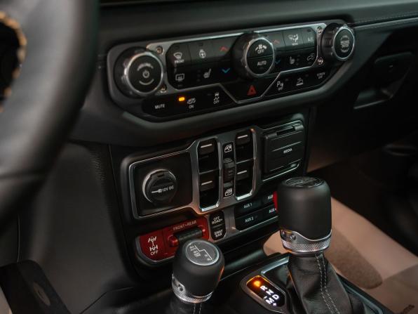 Jeep Wrangler IV (JL) Рестайлинг с пробегом 2025 года, цена 20 999 000 рублей, 38 км, внедорожник, Автокод Объявления