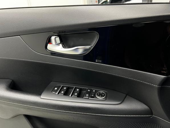 Kia Cerato IV с пробегом 2020 года, цена 2 000 000 рублей, 97000 км, седан, Автокод Объявления