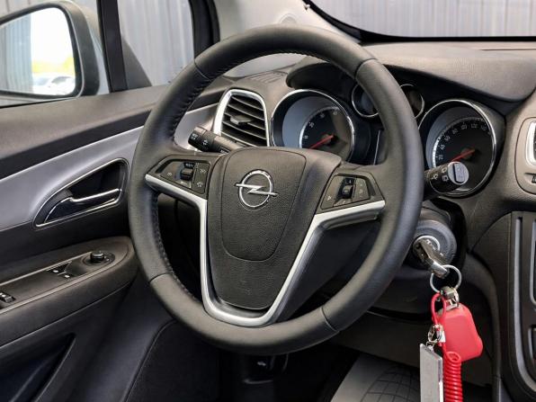 Opel Mokka I с пробегом 2014 года, цена 877 000 рублей, 141000 км, внедорожник, Автокод Объявления