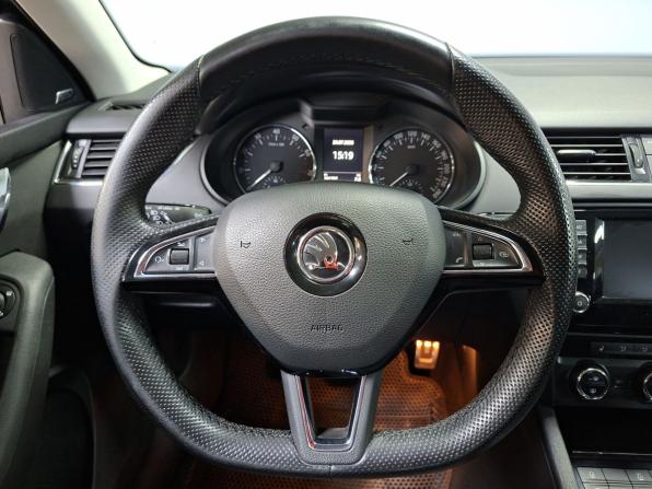 Skoda Octavia III (A7) с пробегом 2017 года, цена 1 499 000 рублей, 191795 км, лифтбек, Автокод Объявления