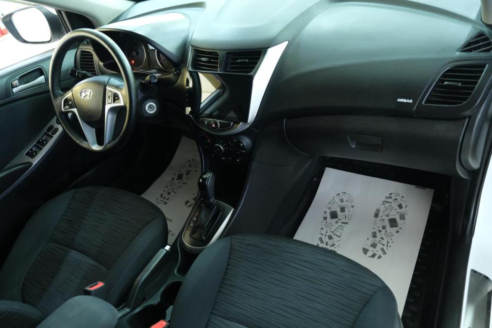 Hyundai Solaris I Рестайлинг Омск  - изображение 17