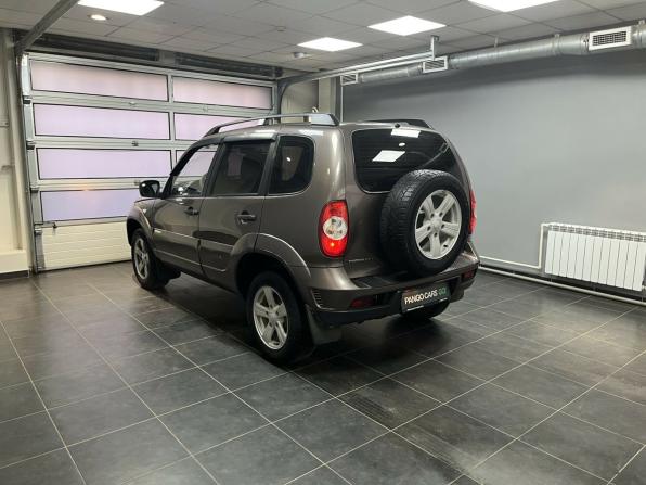 Chevrolet Niva I Рестайлинг с пробегом 2015 года, цена 590 000 рублей, 116279 км, внедорожник, Автокод Объявления