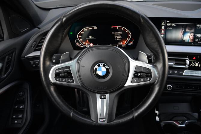 BMW 1 серии III (F40) с пробегом 2023 года, цена 3 200 000 рублей, 17304 км, хэтчбек, Автокод Объявления