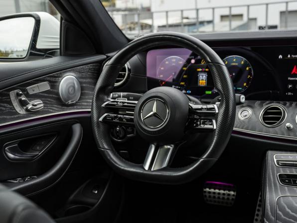 Mercedes-Benz E-Класс V (W213 S213 C238) Рестайлинг с пробегом 2020 года, цена 4 728 000 рублей, 88376 км, седан, Автокод Объявления