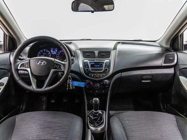 Hyundai Solaris I Рестайлинг с пробегом 2015 года, цена 878 000 рублей, 165377 км, седан, Автокод Объявления