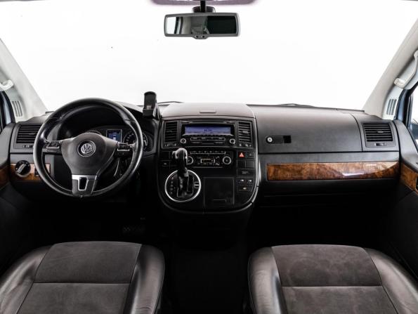 Volkswagen Multivan T5 Рестайлинг с пробегом 2010 года, цена 1 990 000 рублей, 246990 км, минивэн, Автокод Объявления