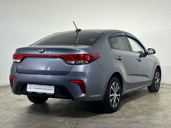 Kia Rio IV с пробегом 2018 года, цена 1 380 000 рублей, 80779 км, седан, Автокод Объявления