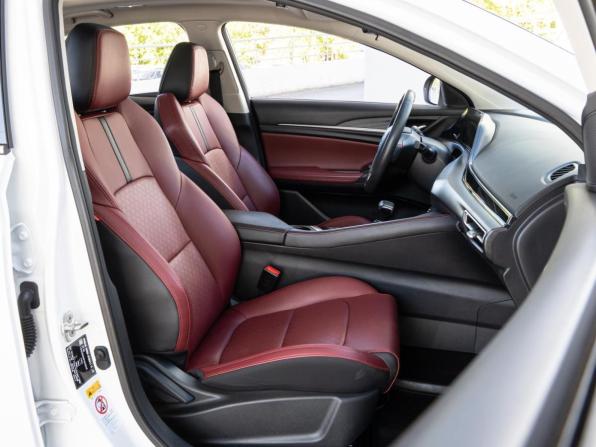 Changan Eado Plus с пробегом 2023 года, цена 1 620 000 рублей, 23794 км, седан, Автокод Объявления