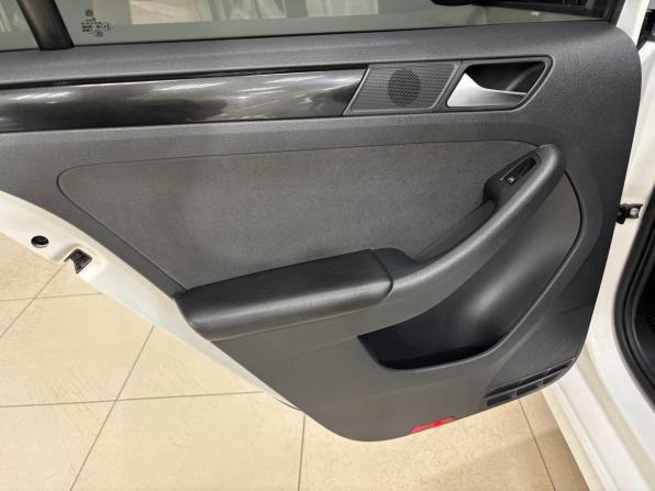 Volkswagen Jetta VI с пробегом 2012 года, цена 850 000 рублей, 206971 км, седан, Автокод Объявления
