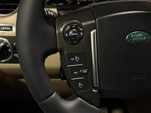 Land Rover Discovery IV с пробегом 2012 года, цена 1 700 000 рублей, 241793 км, внедорожник, Автокод Объявления